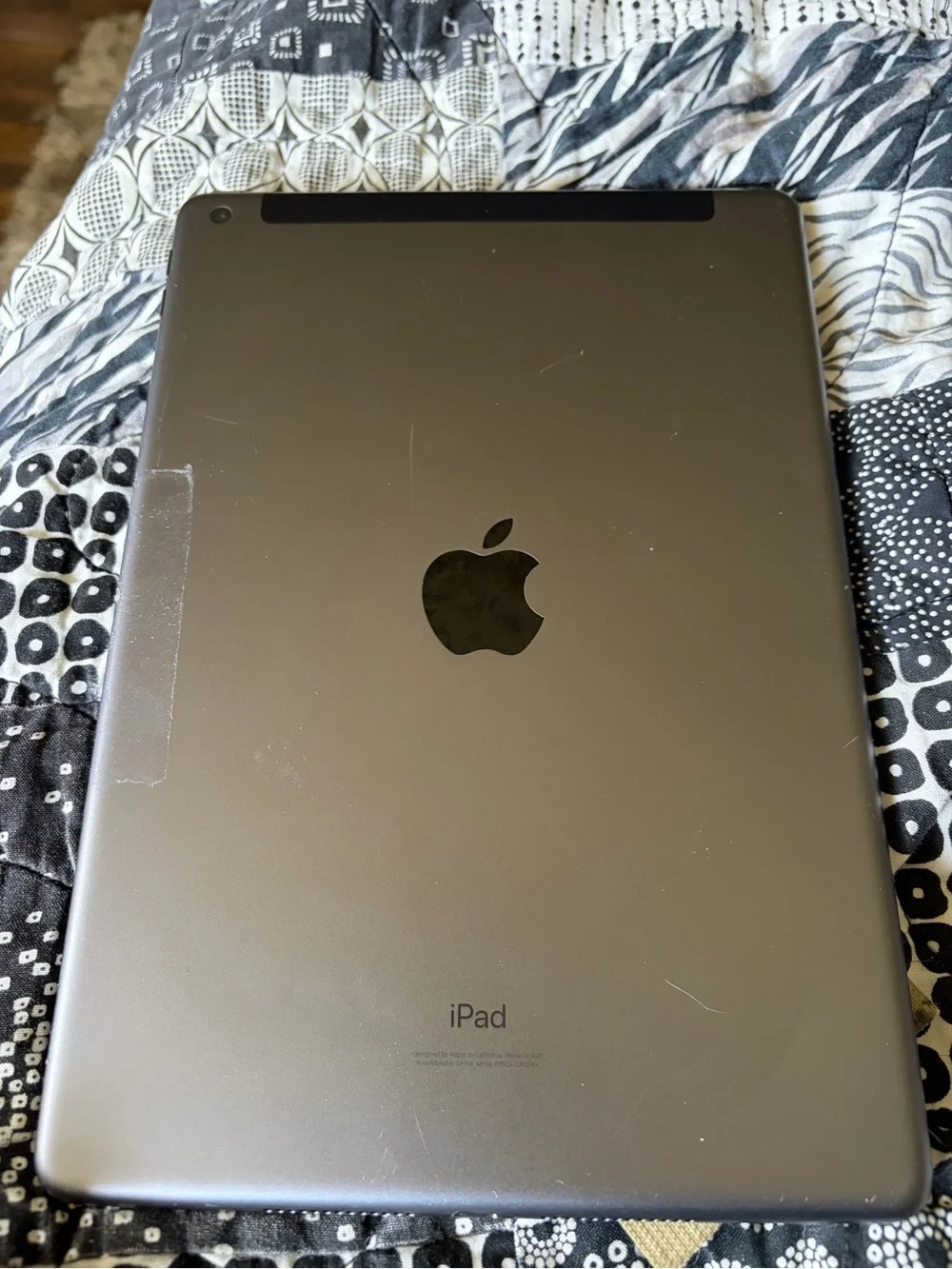 Apple iPad 8th Generation 32 GB WiFi 16.6.1